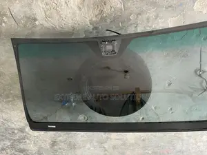 Mercedes Benz C300 2016 Front Windscreen