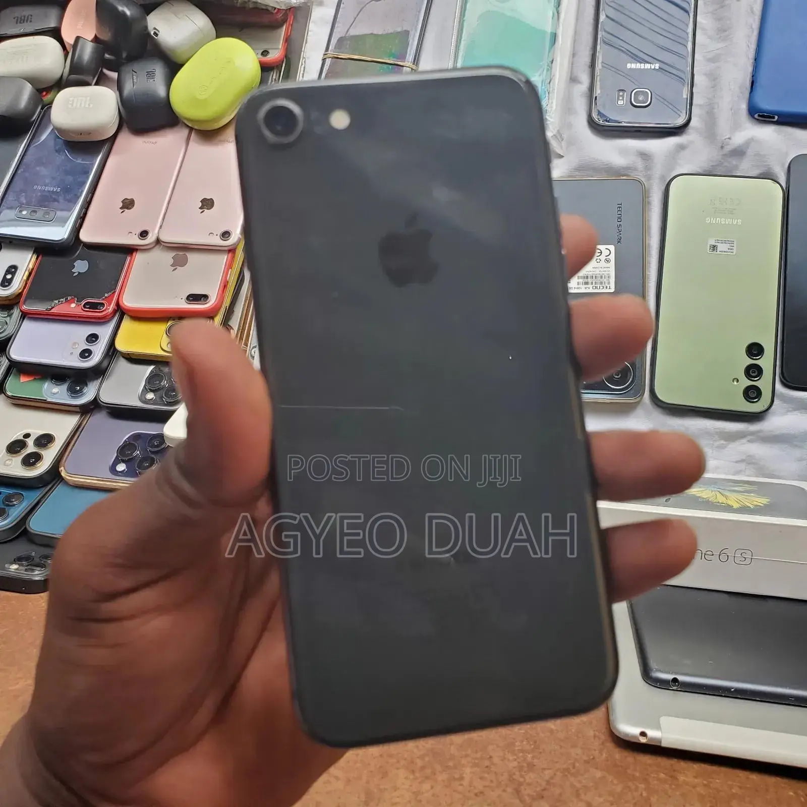 Apple iPhone 8 64 GB Black