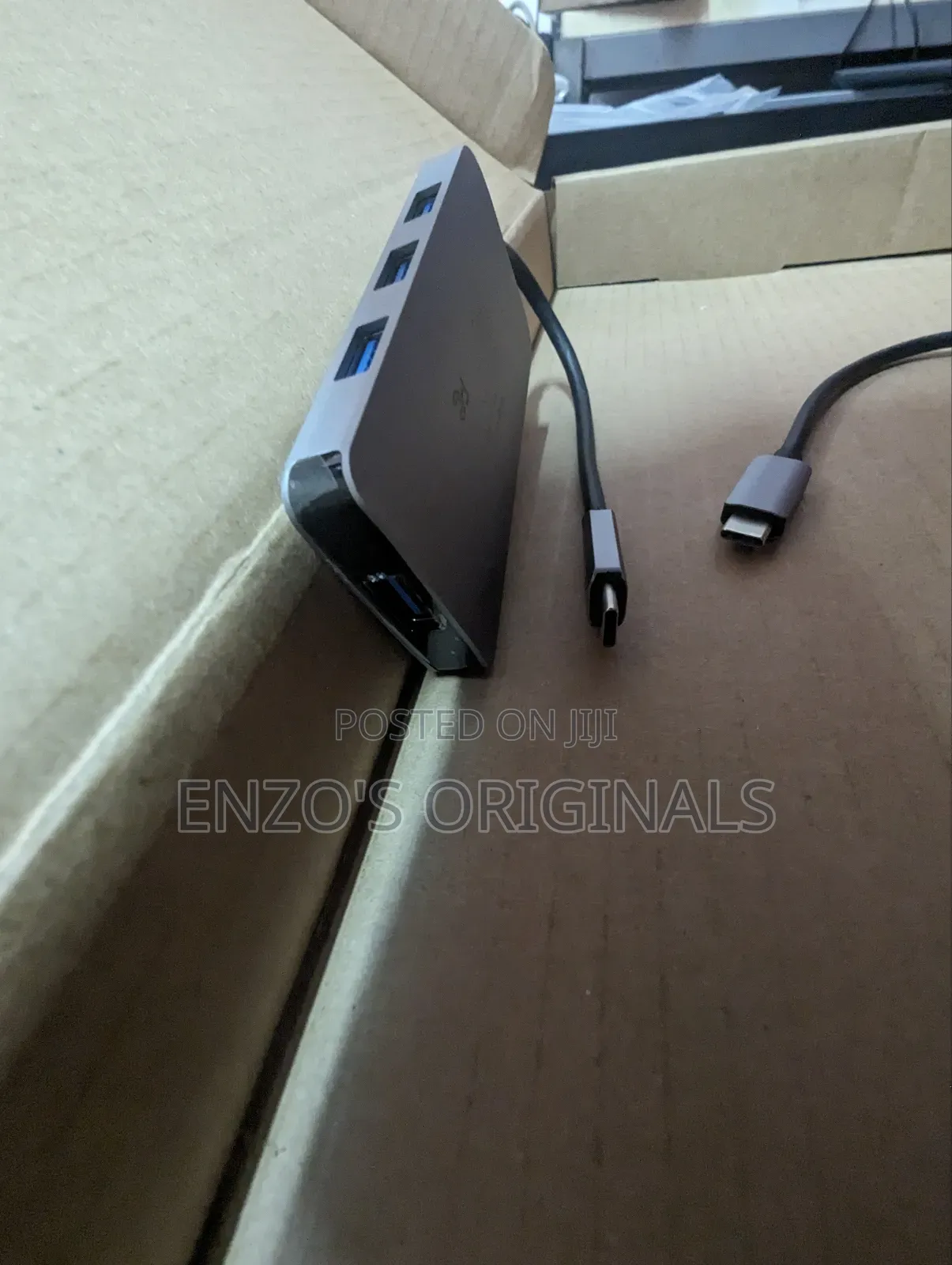 Usb-c To 4 Port Usb 3.0 Hub Type-c Extension Targus New
