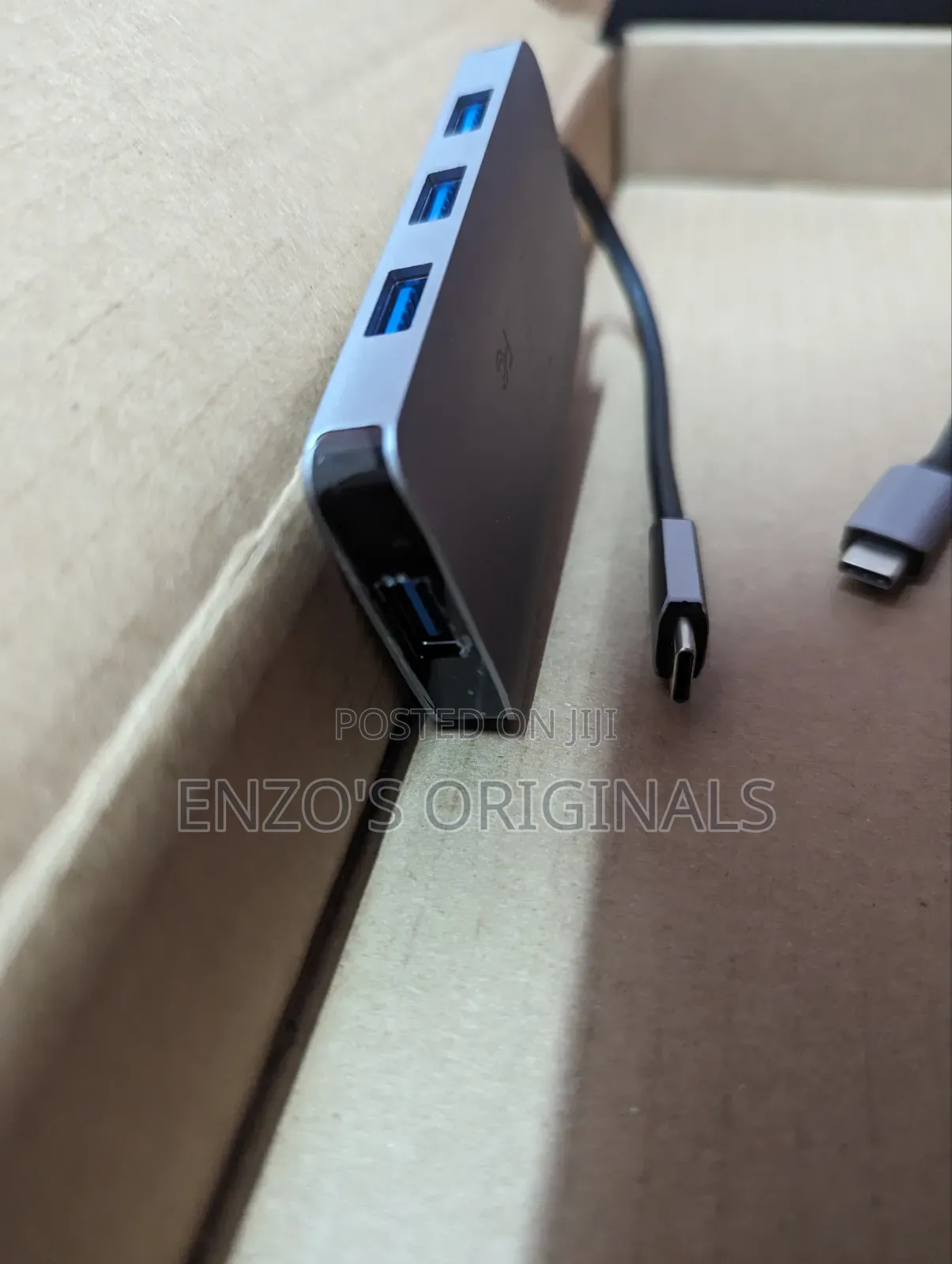 Usb-c To 4 Port Usb 3.0 Hub Type-c Extension Targus New