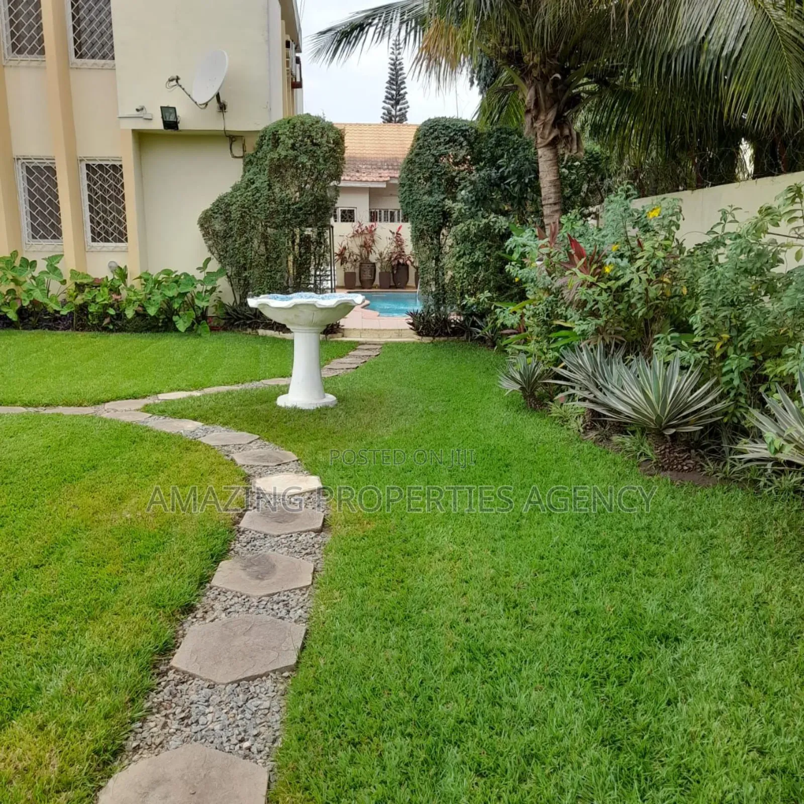 5bdrm House in Adjiriganor for sale