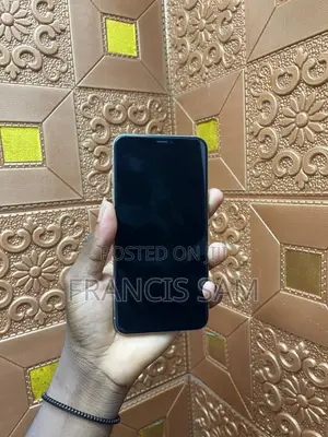 Apple iPhone XS Max 64 GB White