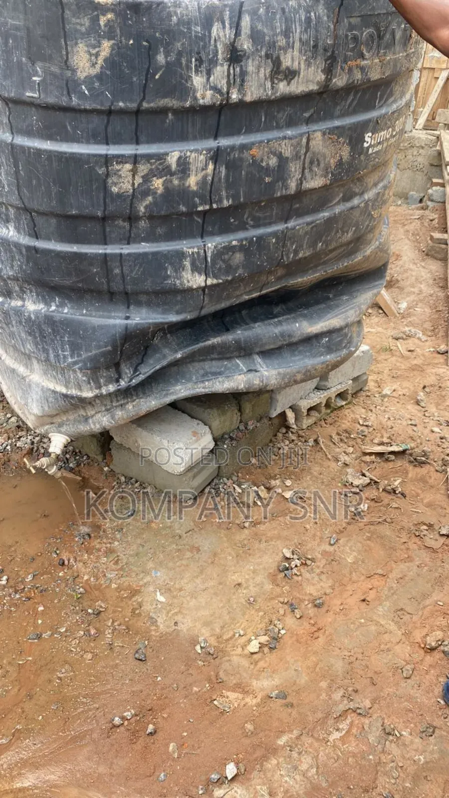 Poly Tank Repairer and Washing