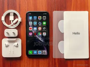 New Apple iPhone XR 64 GB Yellow