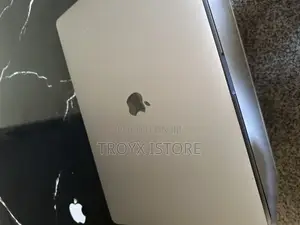 Laptop Apple MacBook Pro 2019 32GB Intel Core I9 SSD 1T