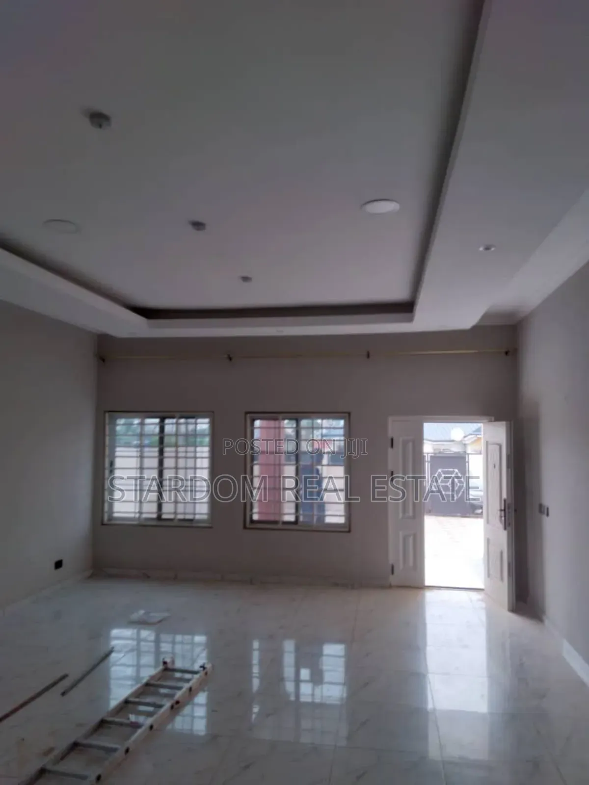 3bdrm Duplex in Spintex for rent