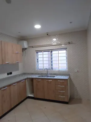3bdrm Duplex in Spintex for rent