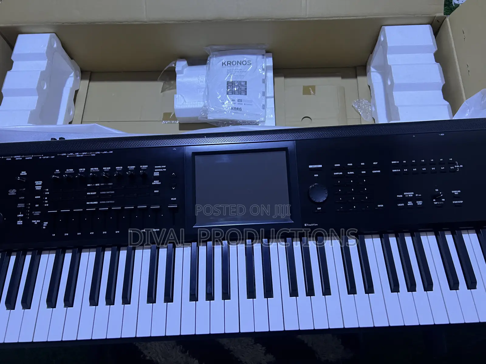 Kronos 2 88 Music Workstation
