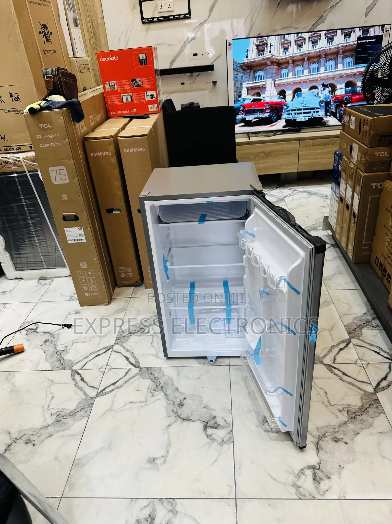 Fast Freezing Single Door Fridge Pearl PF-109.