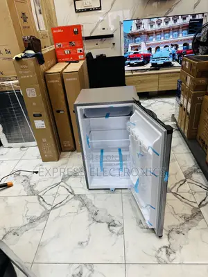 Fast Freezing Single Door Fridge Pearl PF-109.