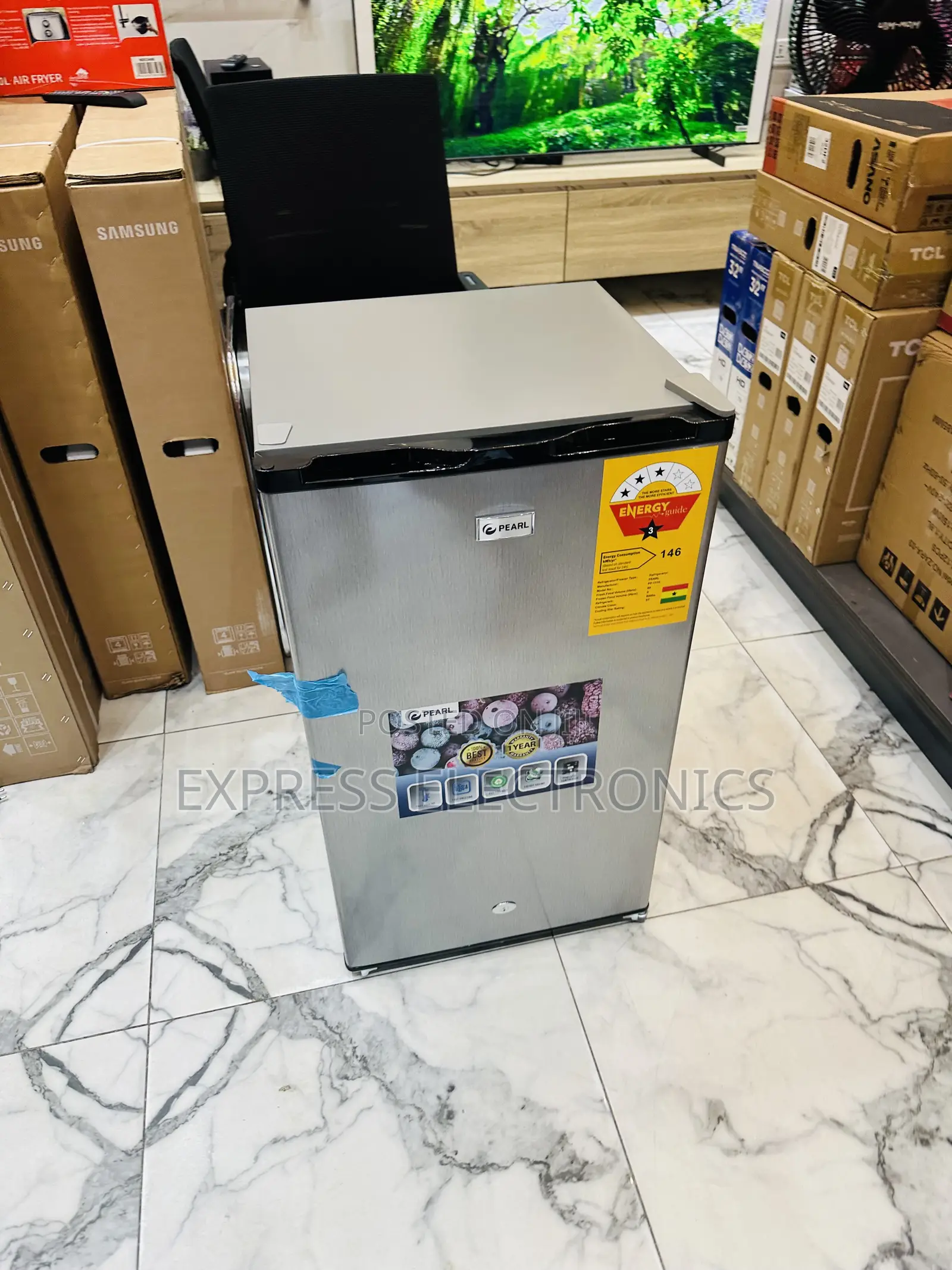 Fresh Durable Single Door Fridge Pearl PF-111H