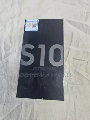 New Samsung Galaxy S10 128 GB Black