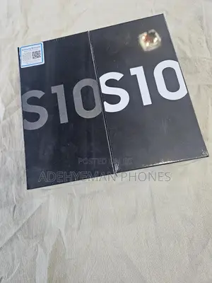 New Samsung Galaxy S10 128 GB Black