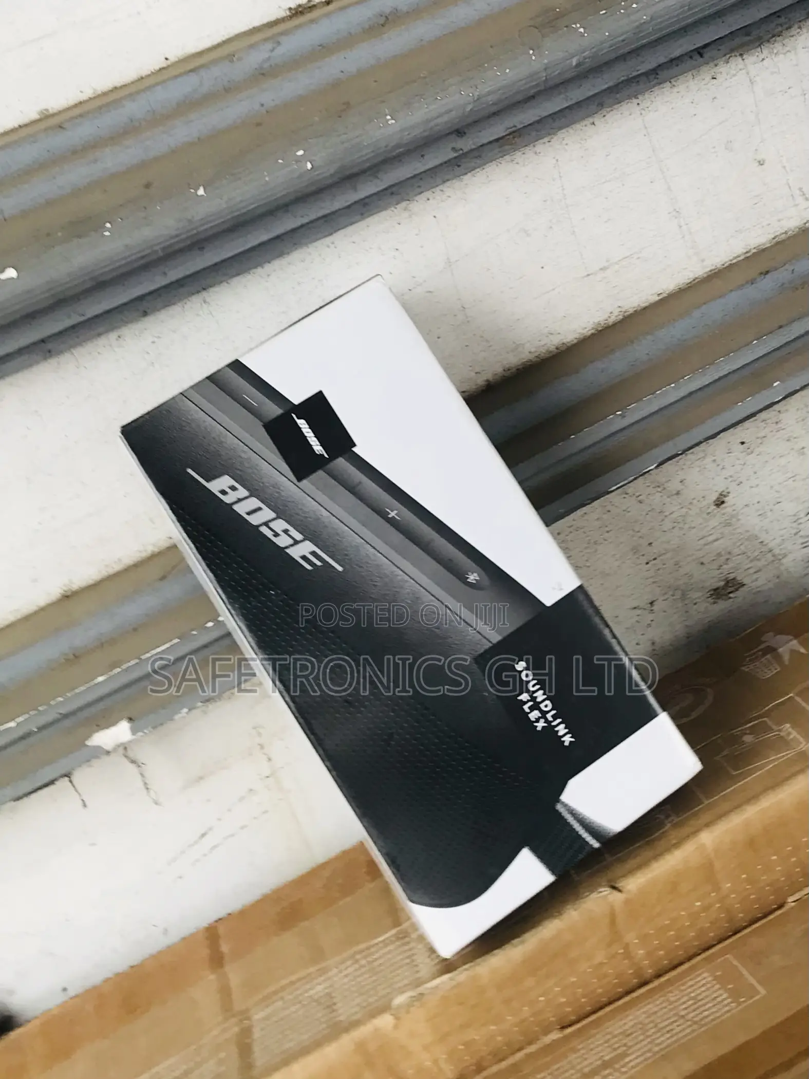 Get Adjustable Bluetooth Bose Soundlink Flex Speaker 