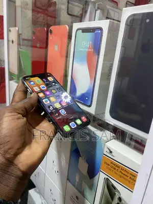 Apple iPhone X 64 GB Black