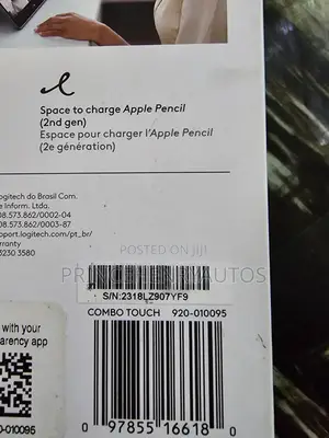Logitech Combo Touch for iPad Pro 11" Keyboard Case