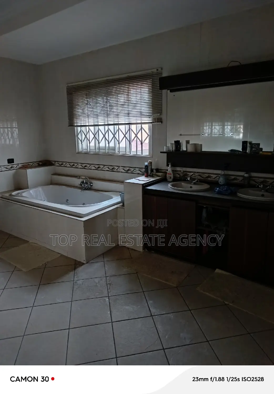 4bdrm Duplex in Trasacco Estate, East Legon for sale