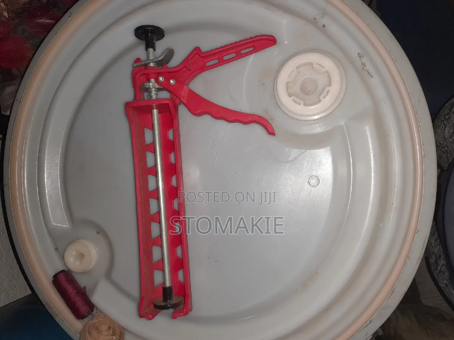 Caulking Gun