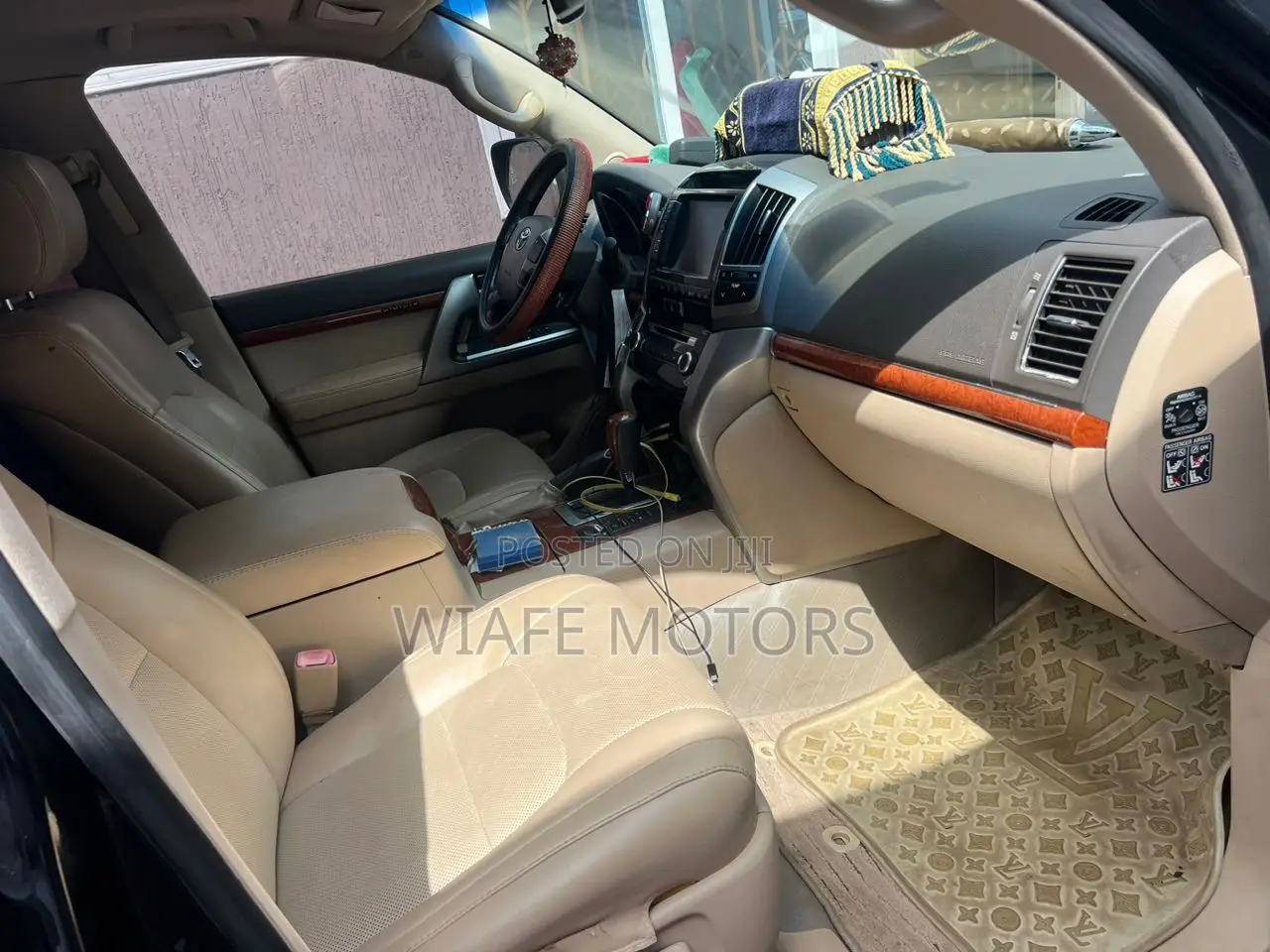 Toyota Land Cruiser 4.5 V8 GXR 2012 Black