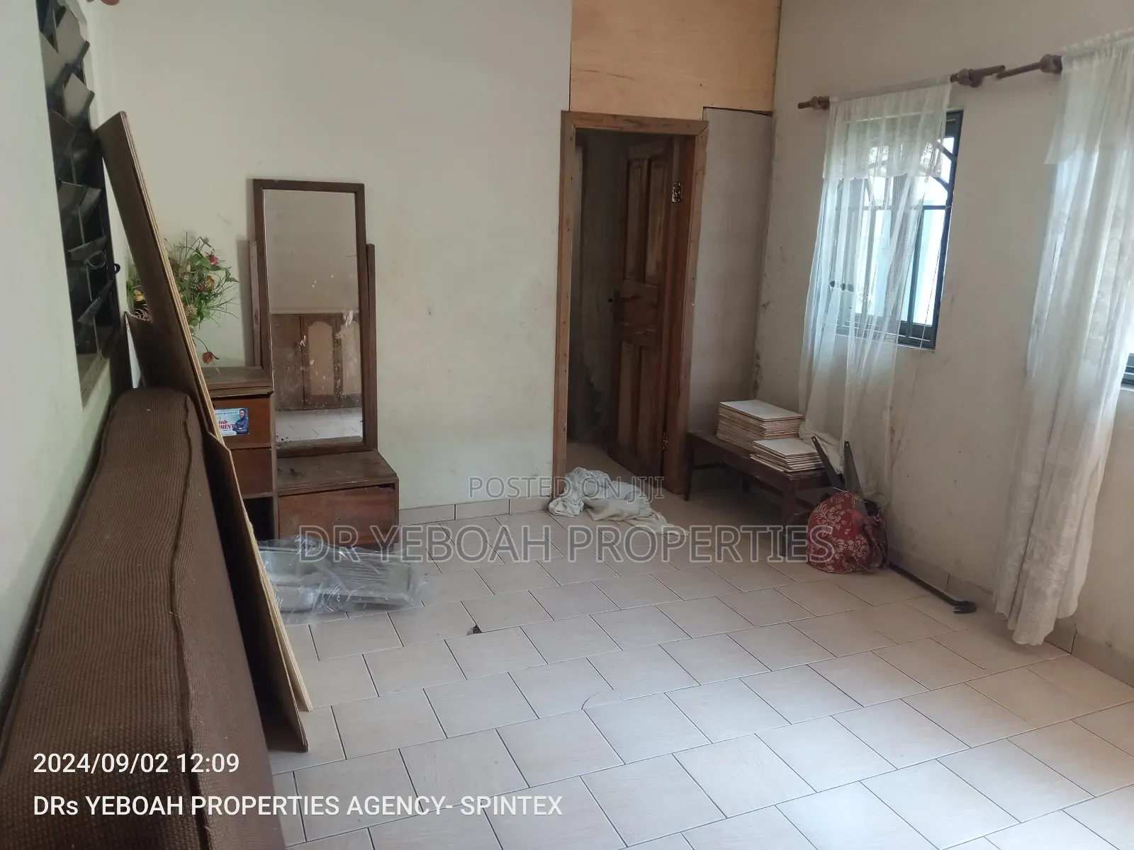 1bdrm House in Spintex Single for rent in Spintex Houses