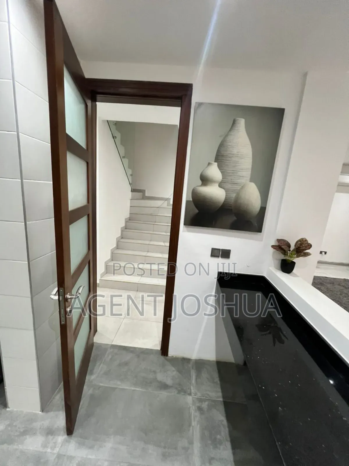 Furnished 4bdrm House in Regimanuel Estate, Airport Residential Area