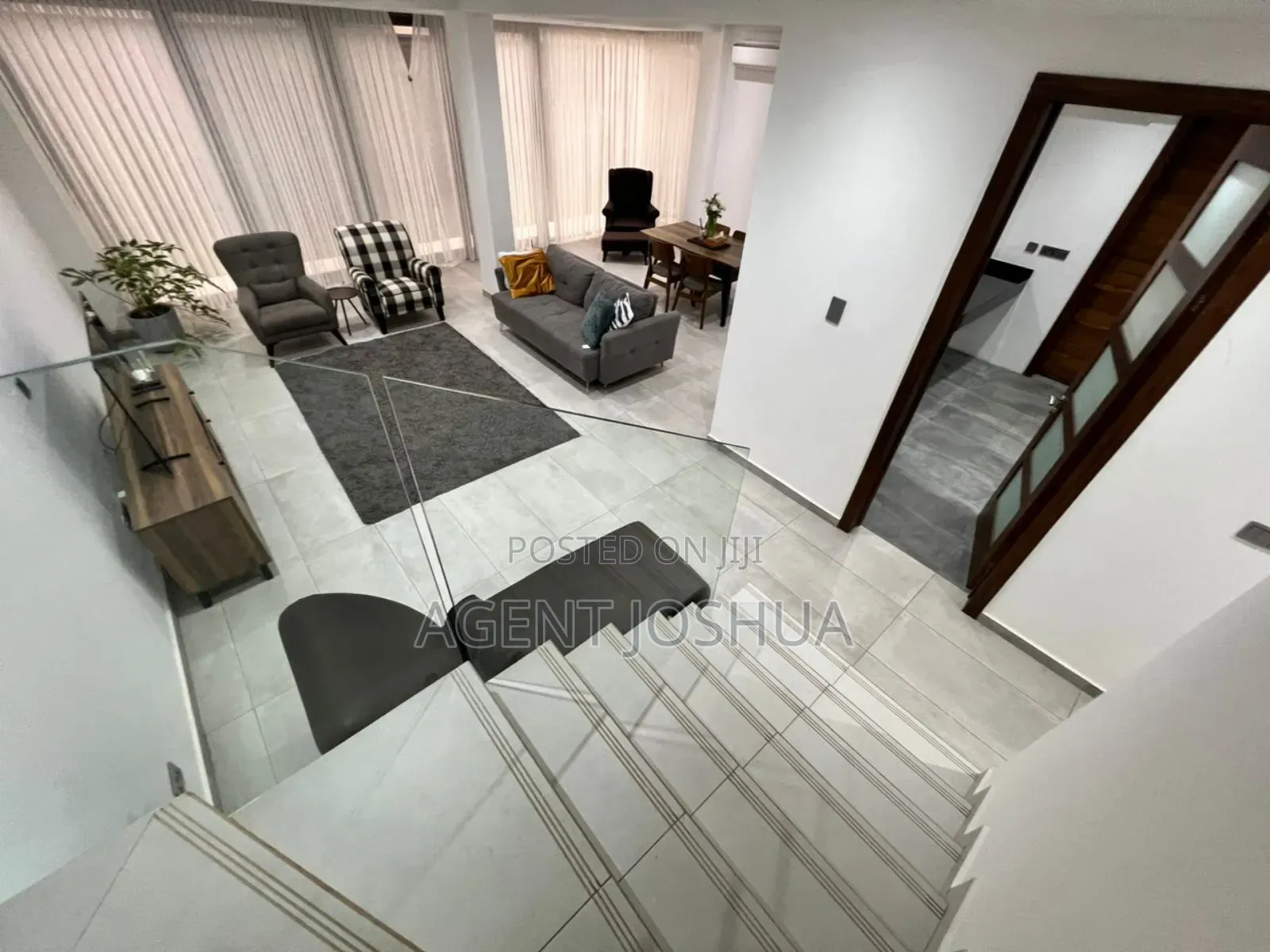 Furnished 4bdrm House in Regimanuel Estate, Airport Residential Area