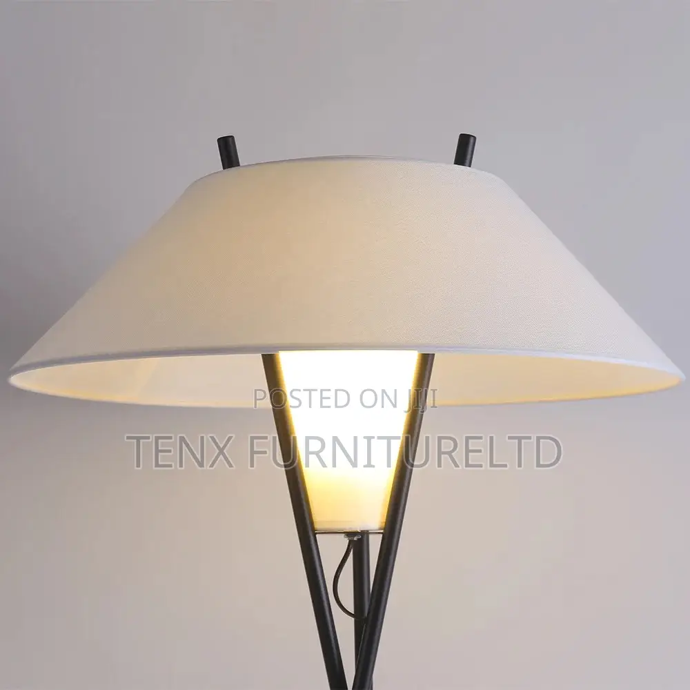 Triangle Art Floor Lamp