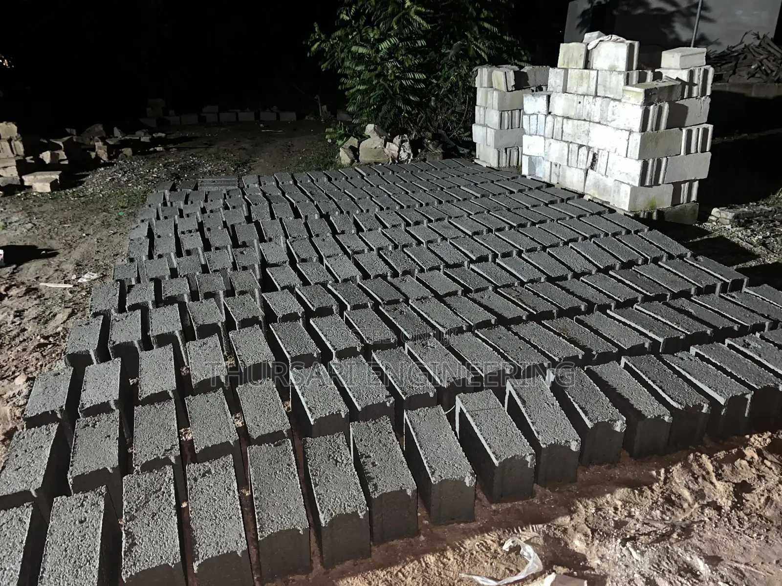 5 Inches Solid Quary Dust Blocks