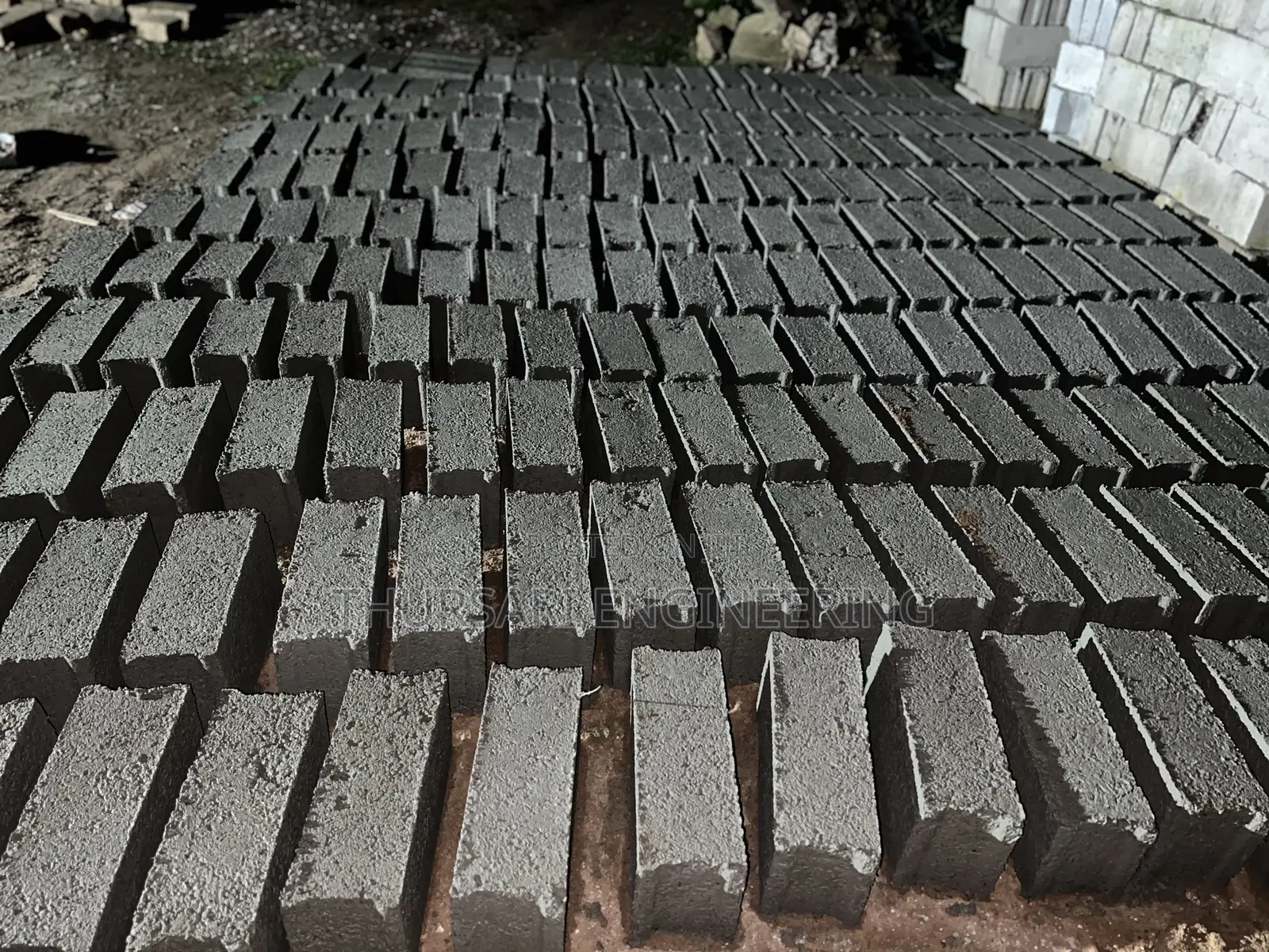 5 Inches Solid Quary Dust Blocks