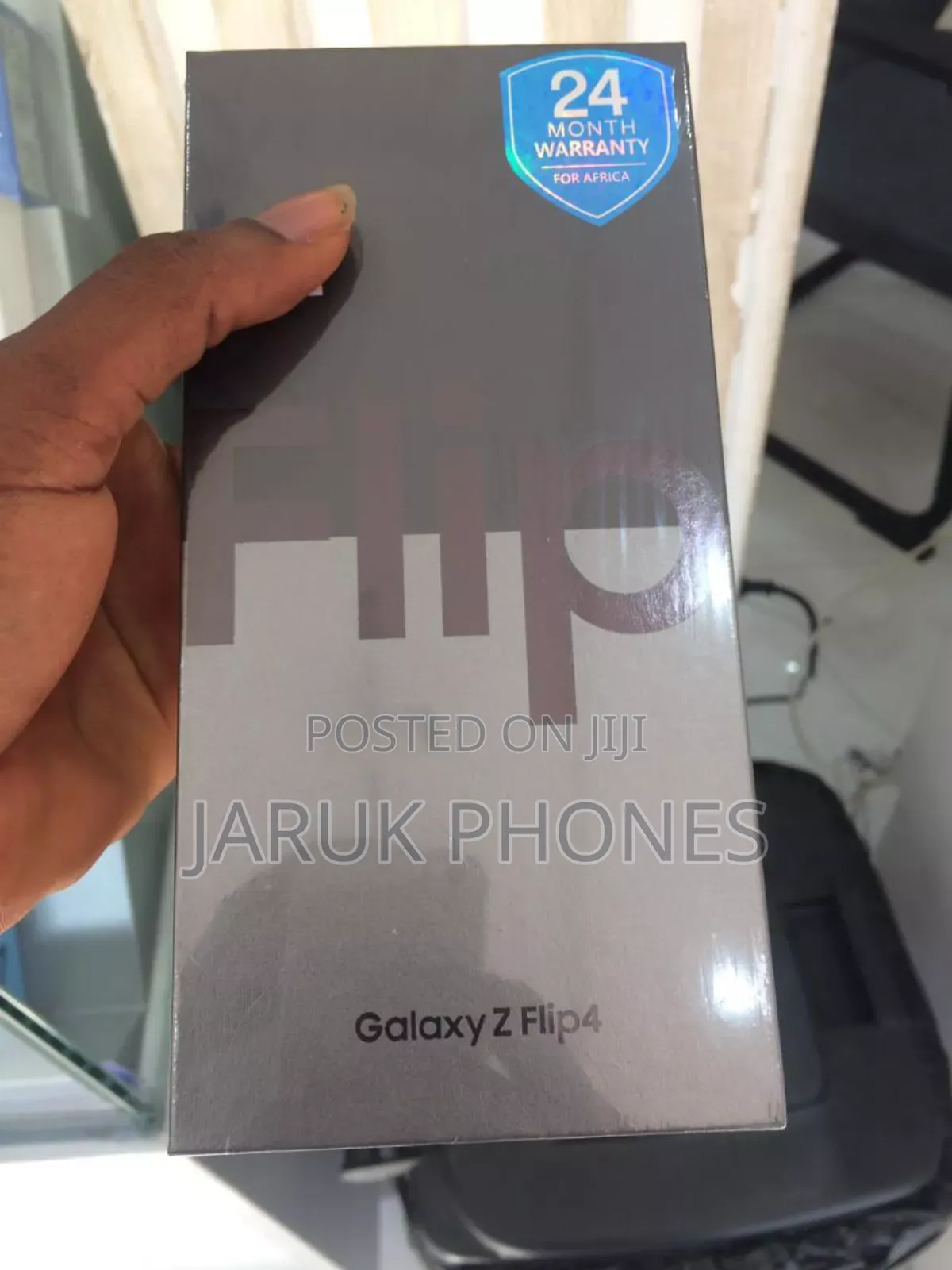 New Samsung Galaxy Z Flip4 256 GB Black