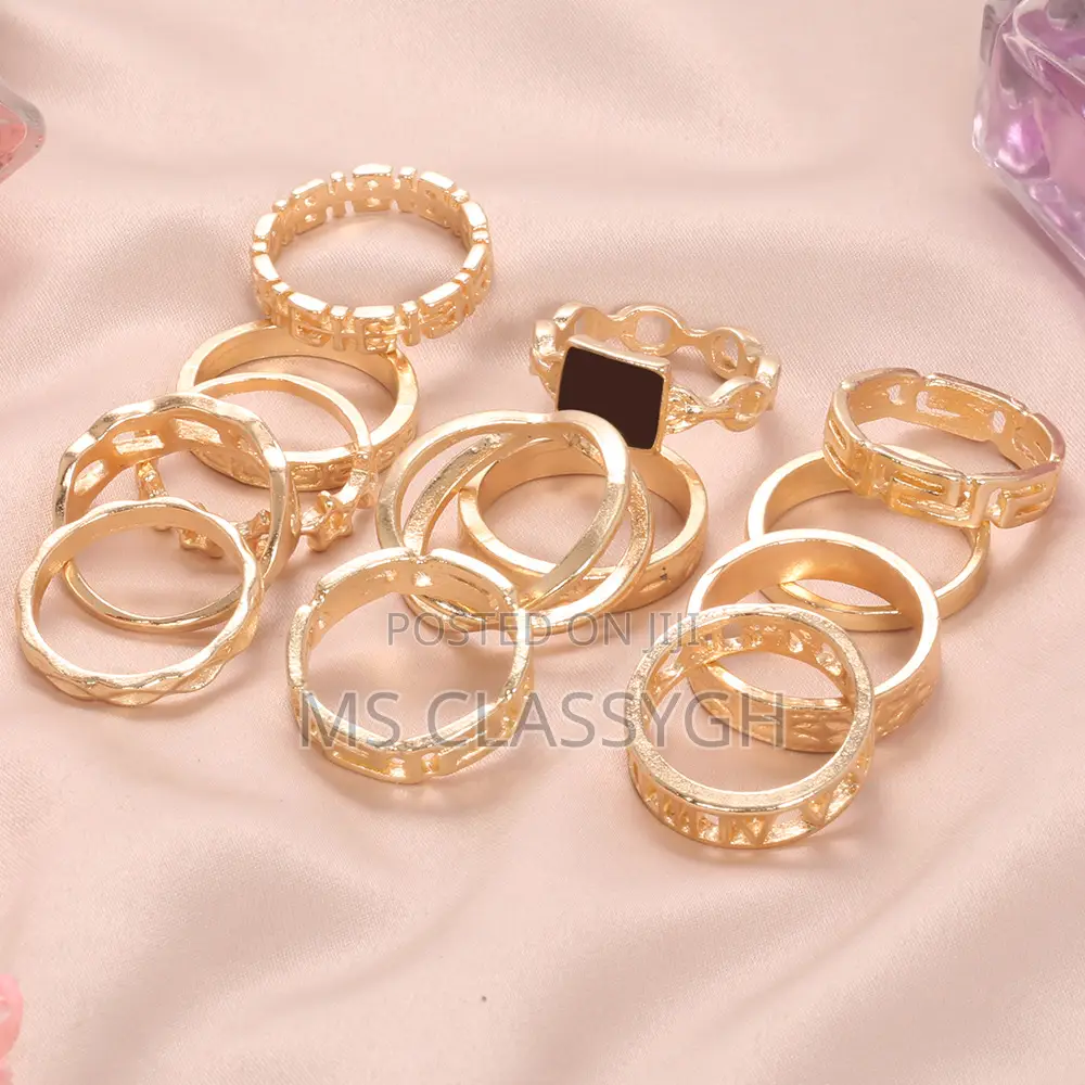 13pcs Exaggerated Punk Style Metal Ring Star Black Rin
