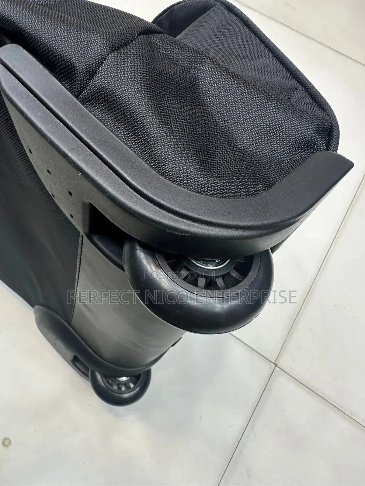 Concept - Soft Trolley Duffle Bag - 27" - Black