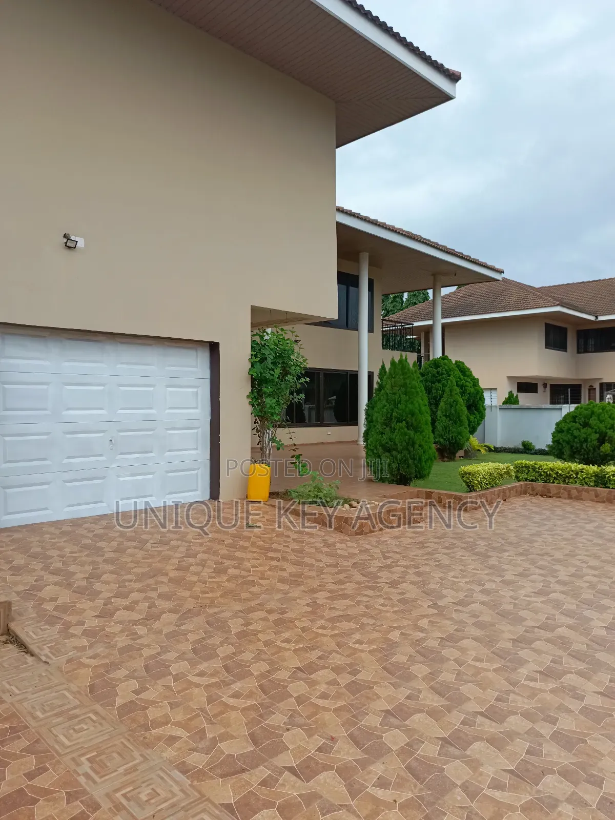 4bdrm House in Unique Key Agency, Spintex for rent