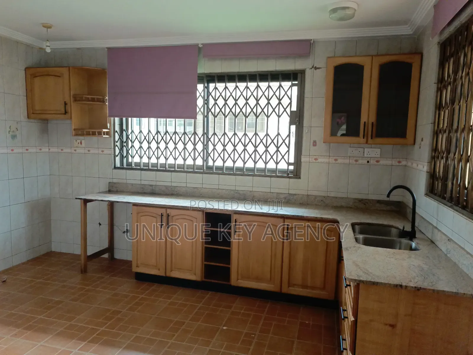 4bdrm House in Unique Key Agency, Spintex for rent