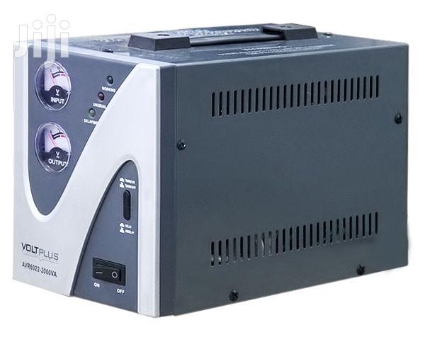 Avr 2kva (110v)