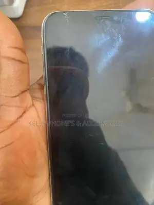 Apple iPhone XR 64 GB Black