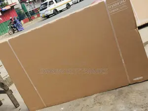 Samsung UHD Smart 76 inchs Cu8000