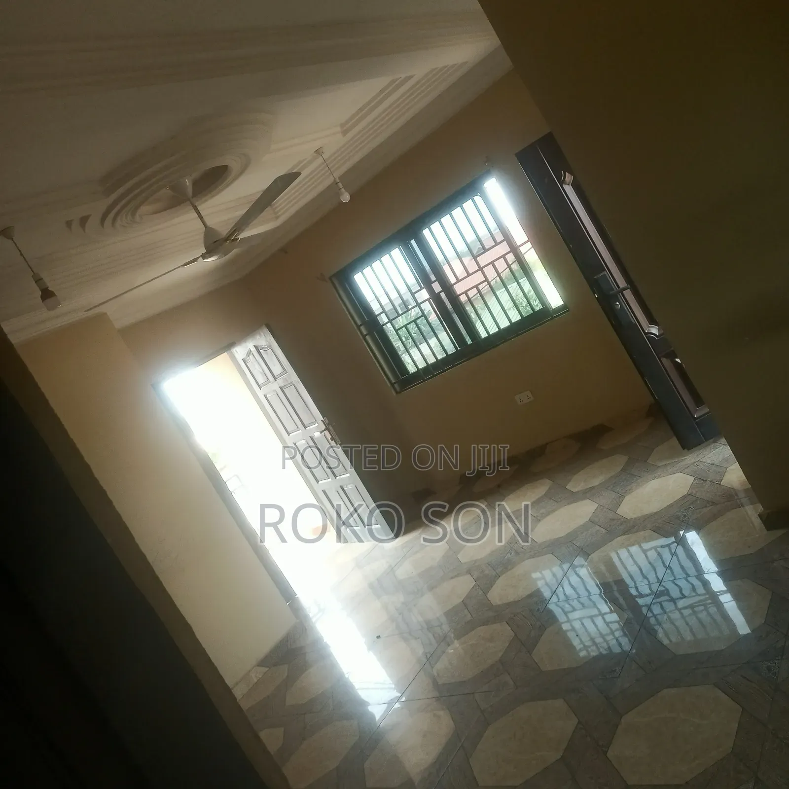 2bdrm Apartment in Dr Roko, Ablekuma for rent