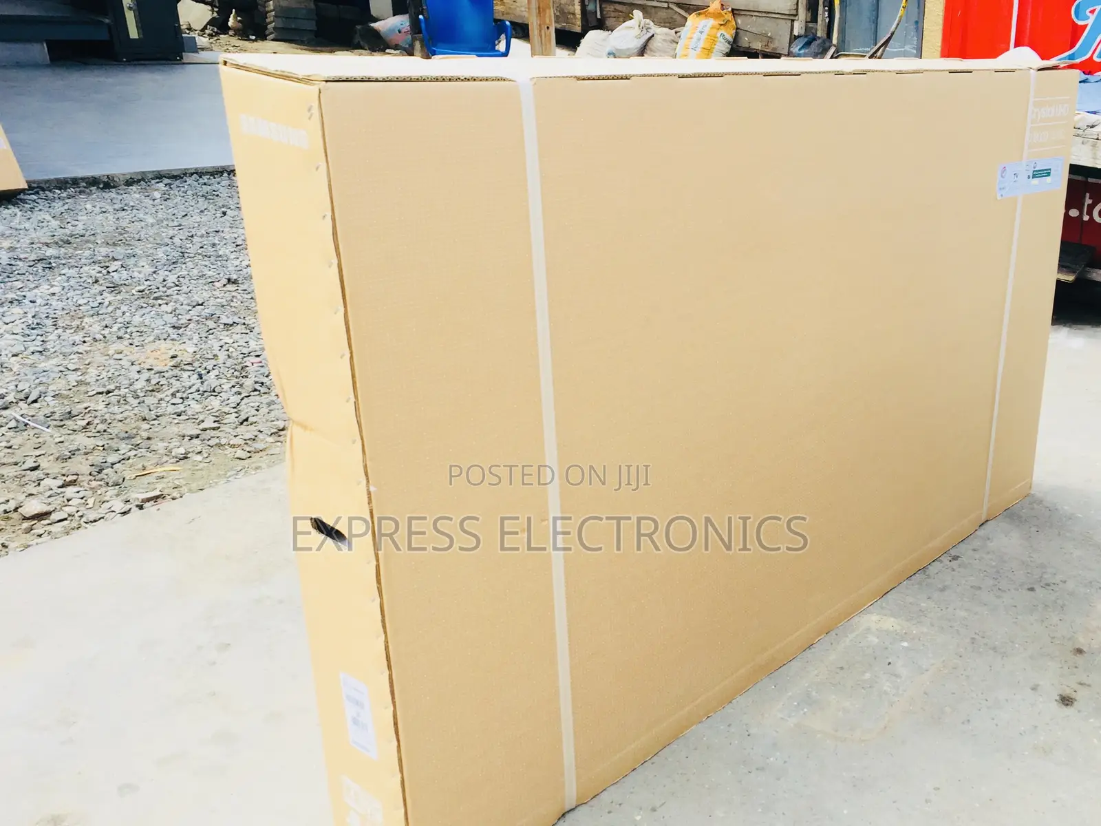 Samsung 75”C7000 UHD Smart Glossy Slim
