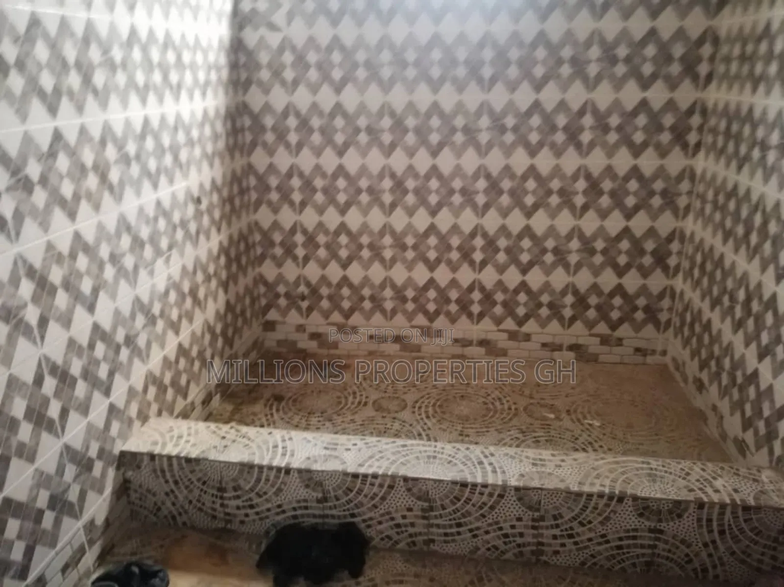 2bdrm Apartment in Millions Properties, Kumasi Metropolitan for rent