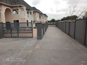 4bdrm House in Dki Properties, Adenta for sale