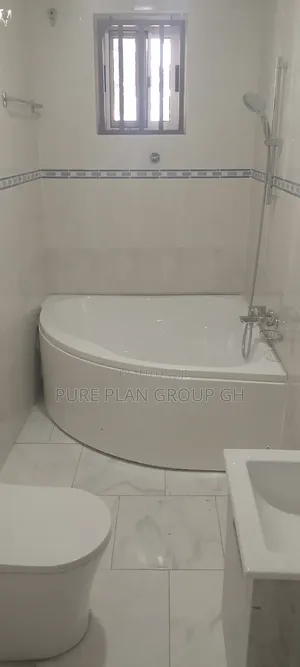3bdrm Apartment in Dzorwulu for rent