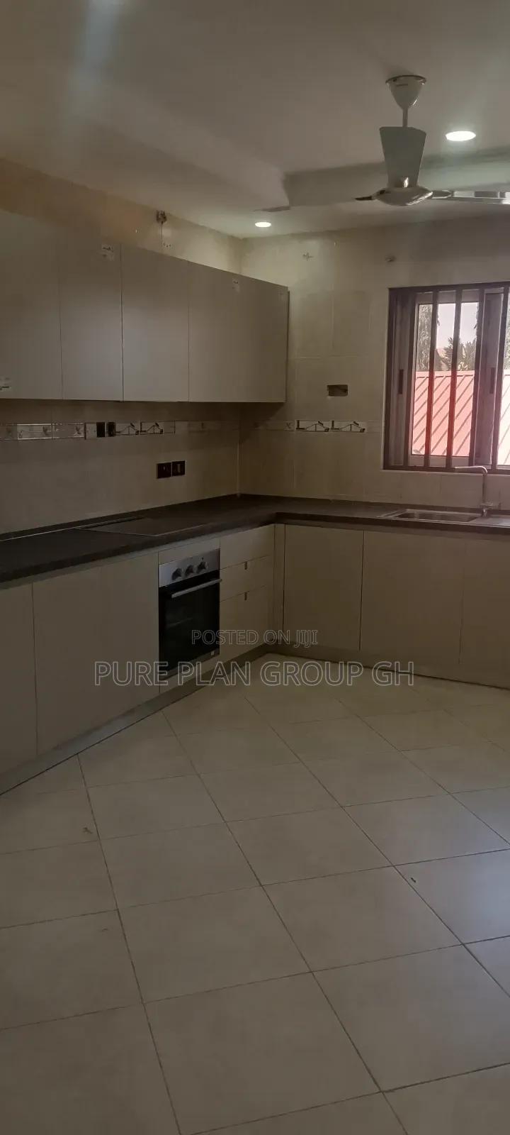 3bdrm Apartment in Dzorwulu for rent