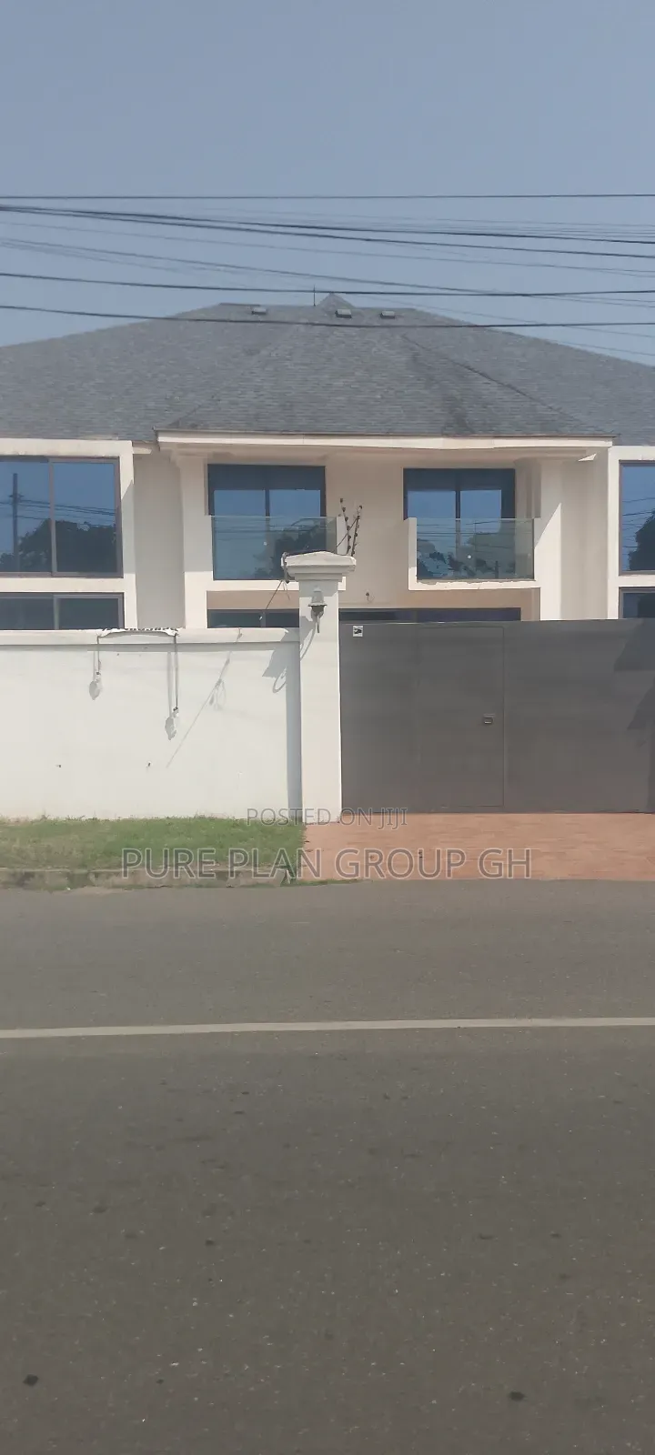 3bdrm Apartment in Dzorwulu for rent