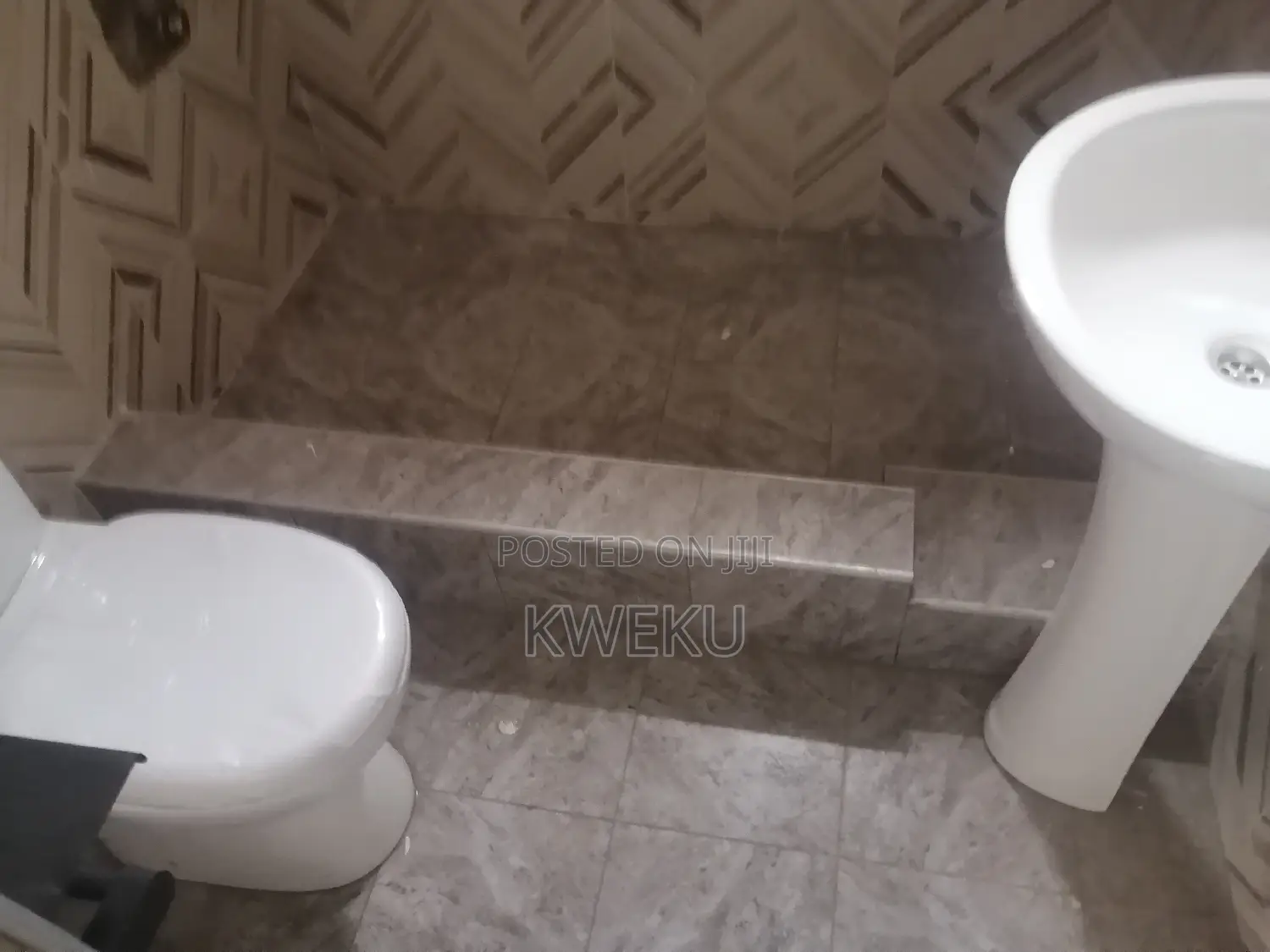 1bdrm Apartment in Seedovproperties, Spintex for rent