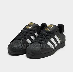 Adidas Superstar