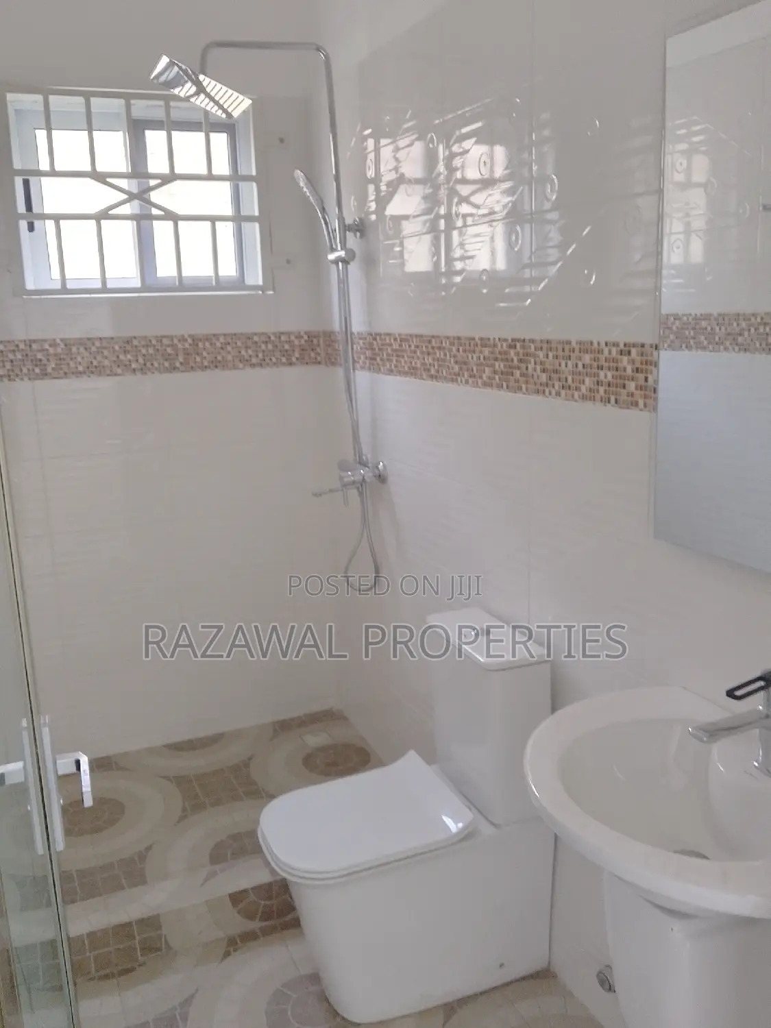 3bdrm House in Kuntunse Satellite, Accra Metropolitan for sale