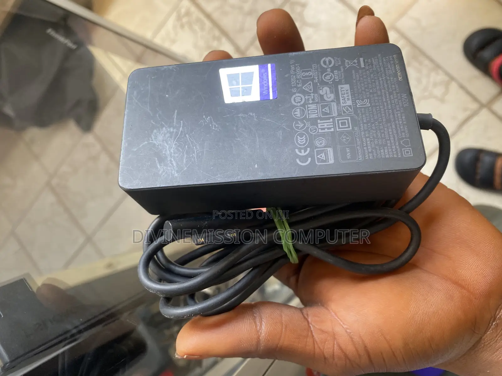 Surface Pro Charger/Adapter 15v~33w, 105w With USB Port 5v.