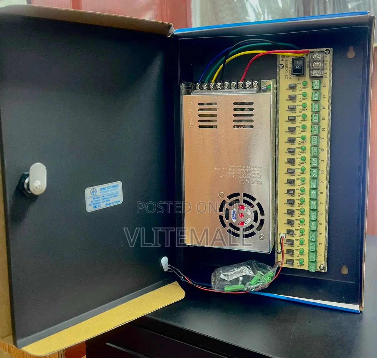 CCTV Switching Power Supply ( AK-12V30A18CH )