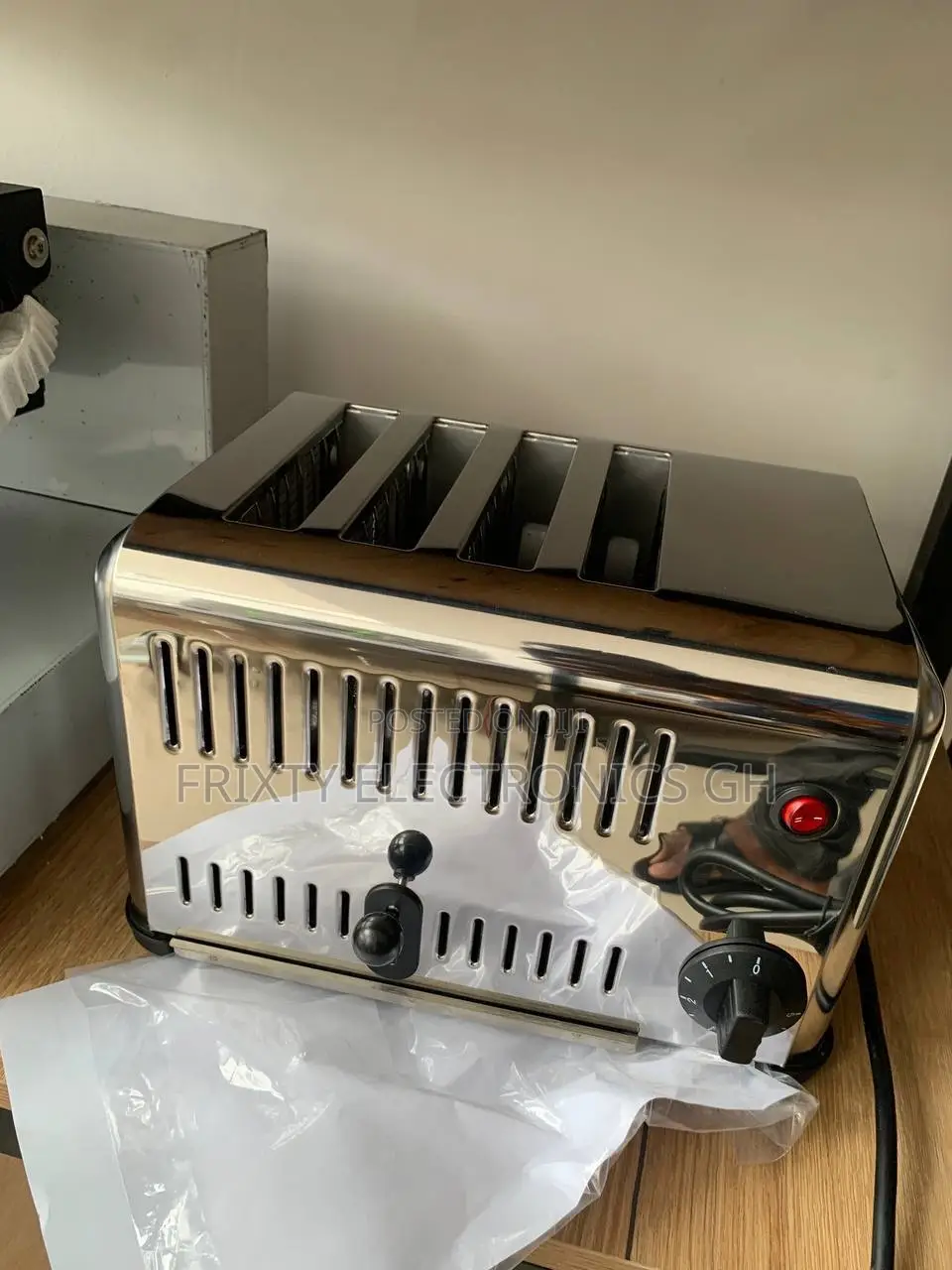 4 Sicer Bread Toaster Machine Power1.8kw Commercial 営 in Accra